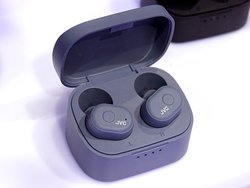 ��IFA��JVC�A70���[���؂���劮�S���C�����X�C���z���B��|���X�s�[�J�[�V���f����