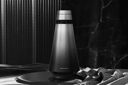 Bang & Olufsen�A���胏�C�����X�X�s�[�J�[�uBeosound 1 New York Edition�v�B���{������30��̂�