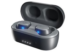 Skullcandy�A�u�����h���ł��R���p�N�g�Ȋ��S���C�����X�C���z���uSesh�v�B��7,000�~