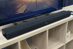 �f�m���A2���~��̃T�E���h�o�[���僂�f���uDHT-S216�v�B�����Đ��uPure���[�h�v��������