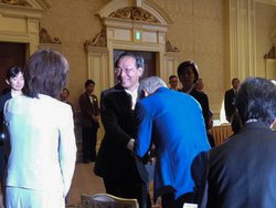 pi\jbNA̔XƂJ[߂u2018Nx DG̔XlӉvJ