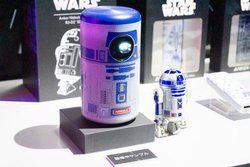 AnkerAX^[EEH[YR2-D2fUC̏^vWFN^[BfXX^[/~jAt@RoCobe[