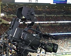 �\�j�[�A5G��p�����X�|�[�c���C�u�f���̍��掿���A���^�C���`���ɐ����B�ĒʐM���Verizon�Ƌ�������