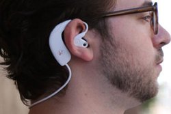 �o�C�m�[�����^���ł���Bluetooth�C���z���AHooke Audio�uHooke Verse�v