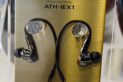 ���|�^�t�F�X���I�[�f�B�I�e�N�j�J���S���C�����X���������C���[�h�^�e�N�j�N�X�uTZ700�v�^�t�@�[�E�F�C�̒��ڃ��f����