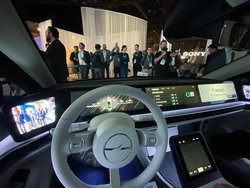 ��CES���\�j�[�̃N���}�͉����������I �g�ԑ̂̕ǂ�������h 360�x�T�E���h��̌�