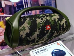 ��CES��JBL�A24���ԍĐ���X�}�z���d���\�Ȗh��BT�X�s�[�J�[�uBoombox 2�v