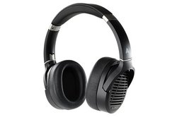 AUDEZE�A�܂肽���ݎ����ʋ쓮�^�w�b�h�z���uLCD-1�v�B��250g�̃R���p�N�g�݌v