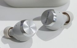 �e�N�j�N�X�A�u�����h�����S���C�����X�C���z���uEAH-AZ70W�v�B�Ǝ��m�C�L�����́g�ƊE�ō����h