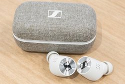 �[���n�C�U�[�A�m�C�L�������ڊ��S���C�����X�C���z���uMOMENTUM True Wireless 2�v