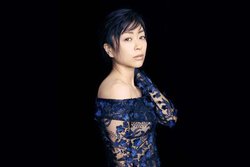 mora qualitas�A3���ɍł������ꂽ�͉̂F���c�q�J���u�������v�B�A�[�e�B�X�g�ł�King Gnu�����