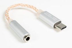 ��C�≮�A��2,000�~��384kHz/32bit�Ή��^Type-C�ڑ��̃|�[�^�u��DAC