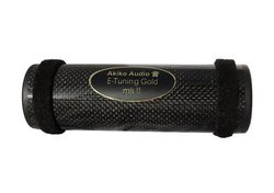 AKIKO AUDIO�A�Ǝ��u�����h�z���̕����Ńm�C�Y�}����}��A�N�Z�T���[�uTuning�V���[�Y�v