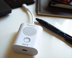 �p�C�I�j�A�A�g�r�f�I��c�ɍœK�h�ȃX�}�z/PC�p�X�s�[�J�[�t�H���uRAYZ Rally�v�̐V�F�}�b�g�z���C�g