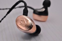 Noble Audio�A10BA���j�o�[�T��IEM�uKaiser Encore�v�̐^�J➑̃��f���B���ԁE���ʁE�X�܌���̔�