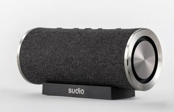 SUDIO�A�u�����h����BT�X�s�[�J�[�uFEMTIO�v�BIPX6�̖h���A14���Ԃ̘A���Đ��ɑΉ�