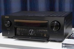 �f�m���A8K/60p�Ȃǎ�����AV�K�i�̃T�|�[�g��i�߂�11.2ch AV�A���v�uAVC-X6700H�v