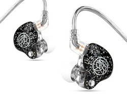 TFZ�A�O���t�F���h���C�o�[���ڃJ�i���^�C���z���uLIVE 1�v�B�����R���}�C�N�t���uLIVE 1M�v��