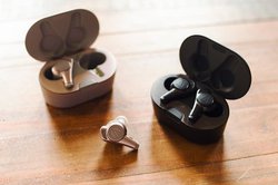 �I�[�f�B�I�e�N�j�J�A���y���ʘb�����ɂ���������m�C�L�������S���C�����X�C���z���uATH-CKR70TW�v