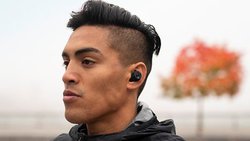 JBL�A�p���[�A�b�v�����A���_�[�A�[�}�[�R���{���S���C�����X�uUA TRUE WIRELESS FLASH X�v