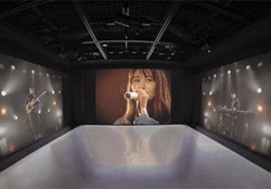 ZARD���򐅂̉̐��ɋ߂Â���A�g����VR�h�o�[�`�������C�u�Łu�����Ȃ��Łv�u�h���z���v�z�M