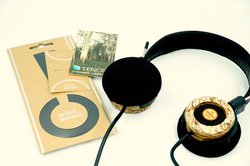 GRADO�A�w�b�h�z���w���ŃC���[�p�b�h�J�o�[�umimimamo�v���v���[���g����L�����y�[��