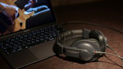 SOUND WARRIOR�A�g�I�����C�����C�u�����p�h�̃w�b�h�z���uSW-HP10LIVE�v