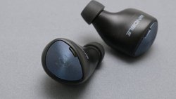 Noble Audio�A�n�C�u���b�h�\���Łg�ō������h��ǋ������t���O�V�b�v���S���C�����X�uFALCON PRO�v