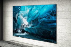 �T���X���A110�C���`�̃}�C�N��LED�e���r�𔭕\�B2021�N1Q�ɑS���E�Ŕ���