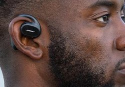 �ă{�[�Y�A�����ǂ��Ȃ����S���C�����X�C���z���uSport Open Earbuds�v