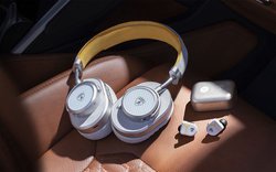 Master & Dynamic�A�����{���M�[�j�ƃR���{�������S���C�����X�^ANC���C�����X�w�b�h�z��