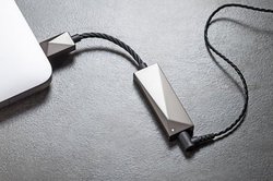 Astell&Kern�A�f���A��DAC�\���̃��o�C��DAC�uPEE51�v�B�ō�14980�~��3/26�\��J�n