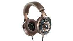 FOCAL�A�V�J��M���^�}�O�l�V�E���E�h�[�����ڂ̊J���^�w�b�h�z���uCLEAR MG�v
