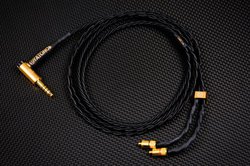 Brise Audio�A�ŏ�� �gUltimate�O���[�h�h �̃��P�[�u����1�e�uYATONO-Ultimate�v