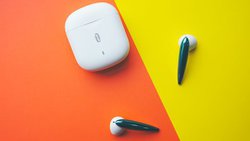 TaoTronics�AAI�Z�p�ŃN���A�ɒʘb�ł���C���i�[�C���[�^���S���C�����X�uSoundLiberty Pro S10�v