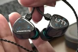 ���w�b�h�t�H���Ձ�Unique Melody�A���`���{BA�h���C�o�[�̐V�C���z���uMini MEST�v�Bqdc��FAudio�̐V���i���}篔��\