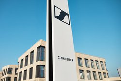 [nCU[ARV[}[ƏnɁuSz͂ȂvBuhœWJ