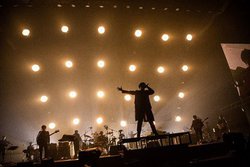 Official�E�jdism�̃��C�u���A�g���X���̉����Ŗ��킦��̌���BONKYO BASE �����ŊJ��