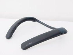 �\�j�[�A��113g�ƌy�ʐ݌v�̃l�b�N�X�s�[�J�[�uSRS-NB10�v�B�����ԗ��p�ɓ��������d�l