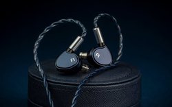 FAudio�A�V�J���_�C�i�~�b�N�h���C�o�[�̗p�̃t���O�V�b�v�C���z���uDark Sky�v