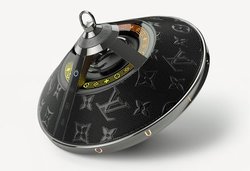 ���C�E���B�g���A35���~��Bluetooth�X�s�[�J�[�B����360�x�T���E���h�T�E���h�Łg�V���𐁂����ށh