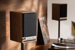 Audioengine�AaptX HD�Ή���Bluetooth�X�e���I�X�s�[�J�[�uHD4�v