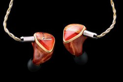 Kinera Imperial�A�g���̐_�o���h���h���R���Z�v�g�̃t���O�V�b�v�C���z���uBaldr�v�B7�h���C�o�[�^�n�C�u���b�h���f��