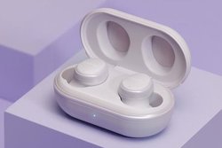 �t�B���b�v�X�AK-POP�A�C�h��STAYC�ƃR���{�������S���C�����X�uTAT4556�v