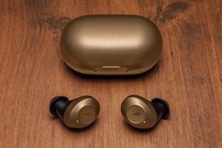 ���f�B�E�X�A�g�ƊE�ŏ��E�Ōy�ʃN���X�h�̃m�C�L�������S���C�����X�uHP-T200BT�v