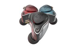 NF AUDIO�A�t�F�C�X�v���[�g�����ŉ����ς��4BA�C���z���uNE4 Evolution�v