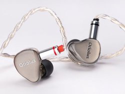 Oriolus�A�Б�10���BA���ڂ̃n�C�u���b�h�C���z���uMellianus JP�v