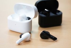 �f�m���A�u�����h���̊��S���C�����X�uAH-C830NCW�^C630W�v�B�T�E���h�}�X�^�[�������ďC