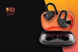 �uHey Skullcandy�v�ŋN������Ǝ������R���g���[���uSkull-iQ�v�C�O���\�B���{�ł͗��N�ȍ~�o��\��