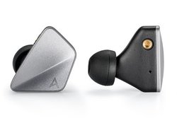 Astell&Kern�A���̃I���W�i��IEM�uAK ZERO1�v11/12�ɔ����B4.4mm5�Ƀo�����X�P�[�u���uAK PEP11�v������